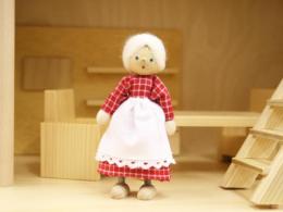 ドールハウス用ミニチュア人形-おばあさん|ヘアビック社(ドイツ)