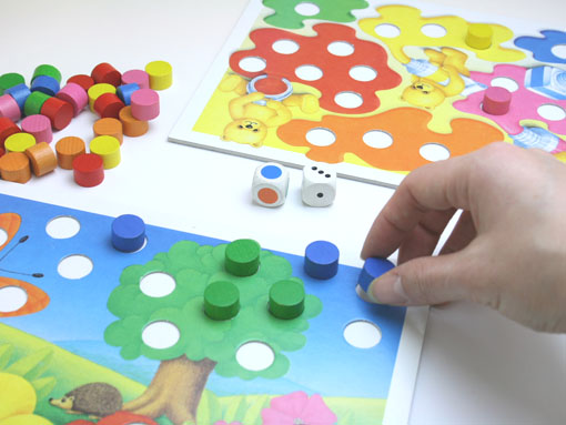 木のおもちゃ カルテット 知育ゲーム 3歳 4歳児におすすめのカードゲーム ボードゲーム